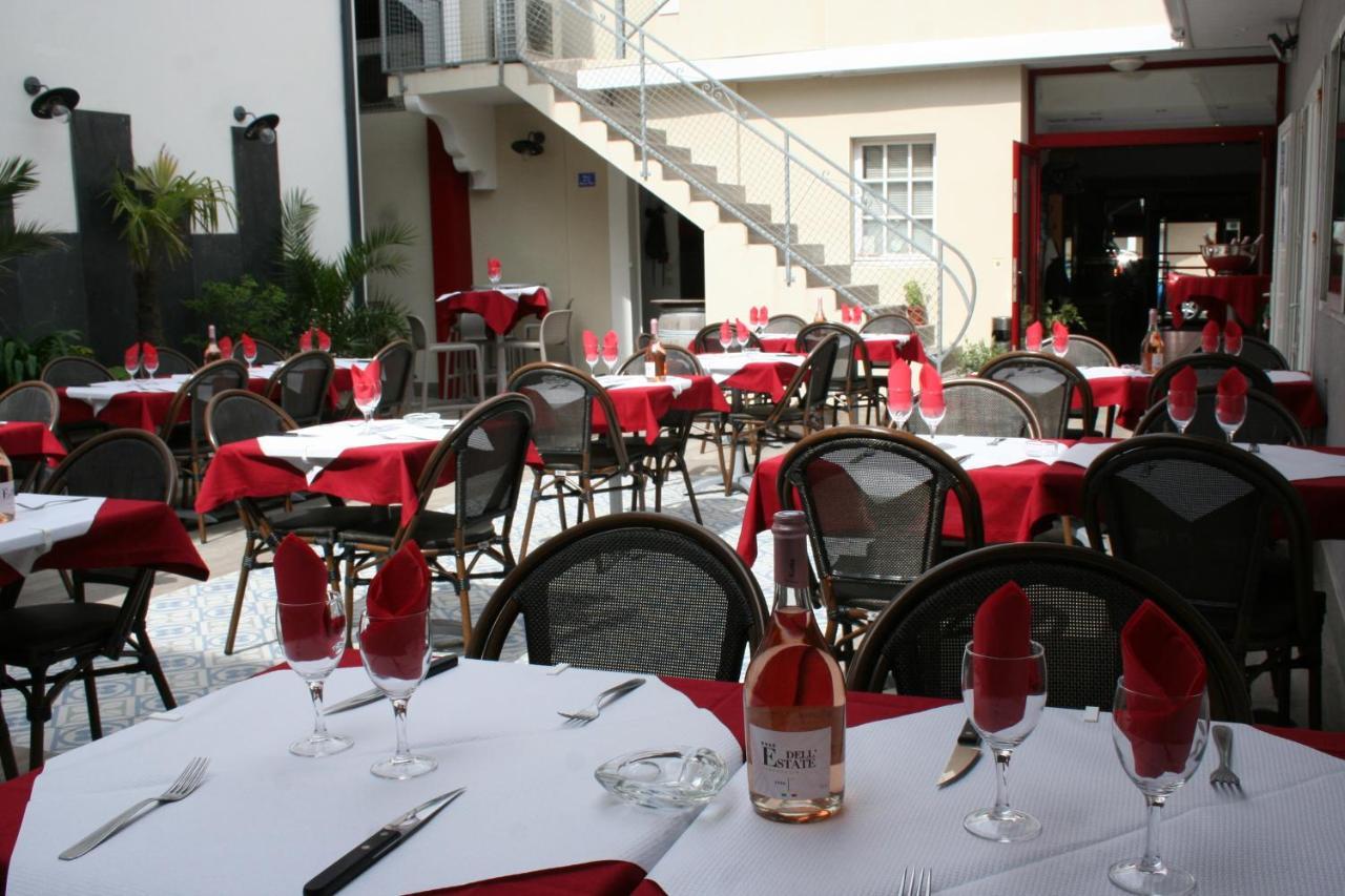 Hôtel Les Italiens Biscarrosse Exterior foto