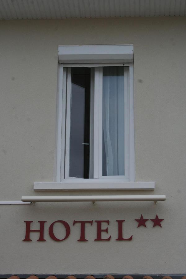 Hôtel Les Italiens Biscarrosse Exterior foto